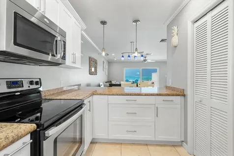 Delaporte Point New Providence Paradise Island BS