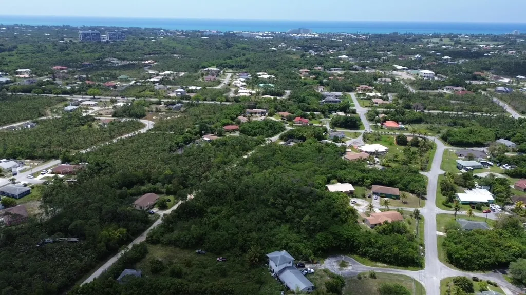 Yeoman Wood Lot Grand Bahama Freeport BS