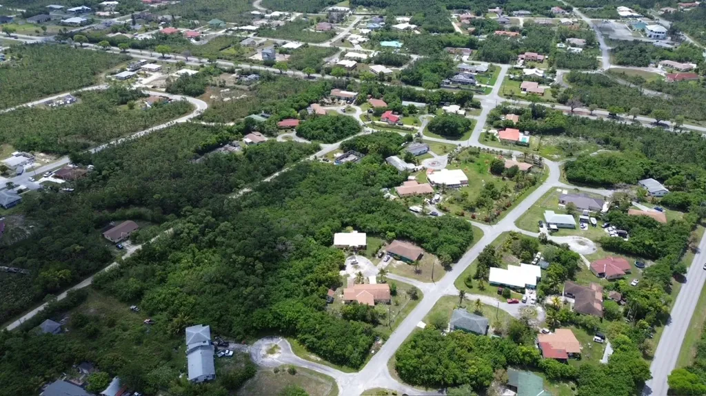 Yeoman Wood Lot Grand Bahama Freeport BS