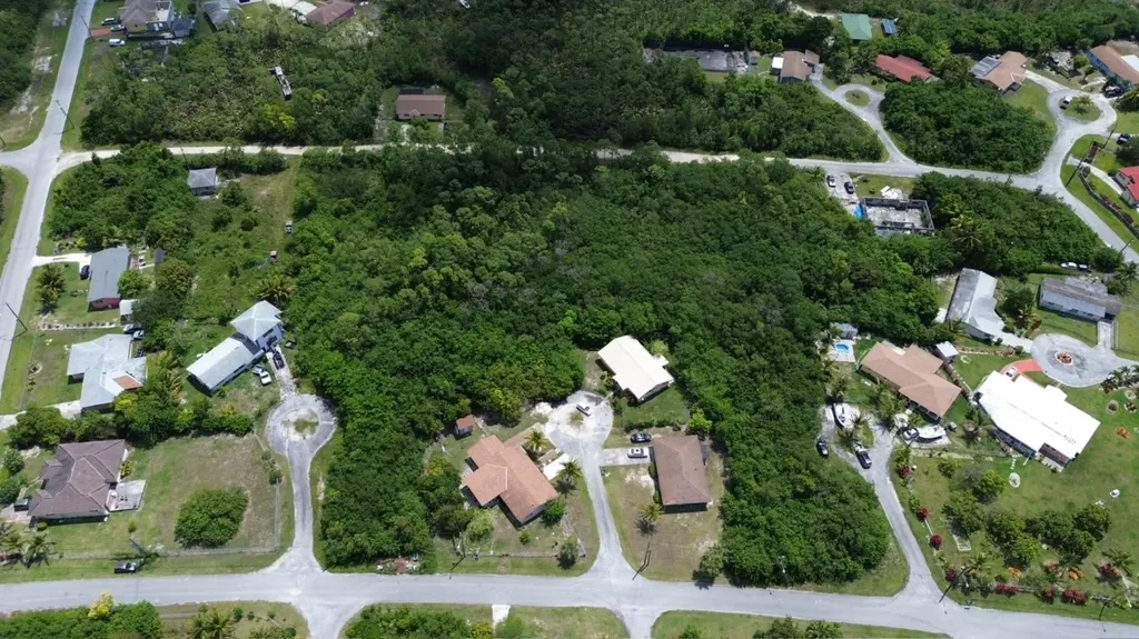 Yeoman Wood Lot Grand Bahama Freeport BS