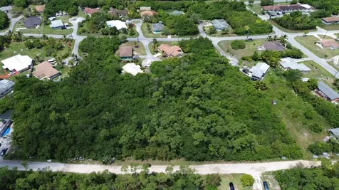 Yeoman Wood Lot Grand Bahama Freeport BS