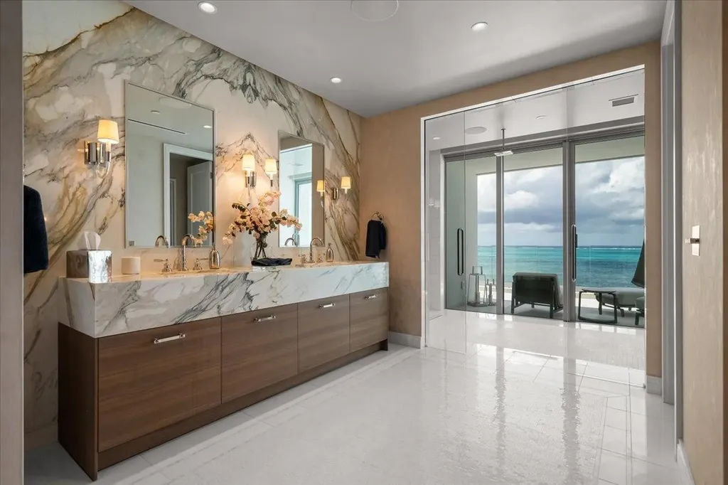 Ph 603 - Goldwynn New Providence Paradise Island BS