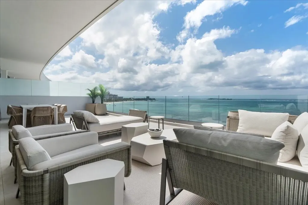 Ph 603 - Goldwynn New Providence Paradise Island BS