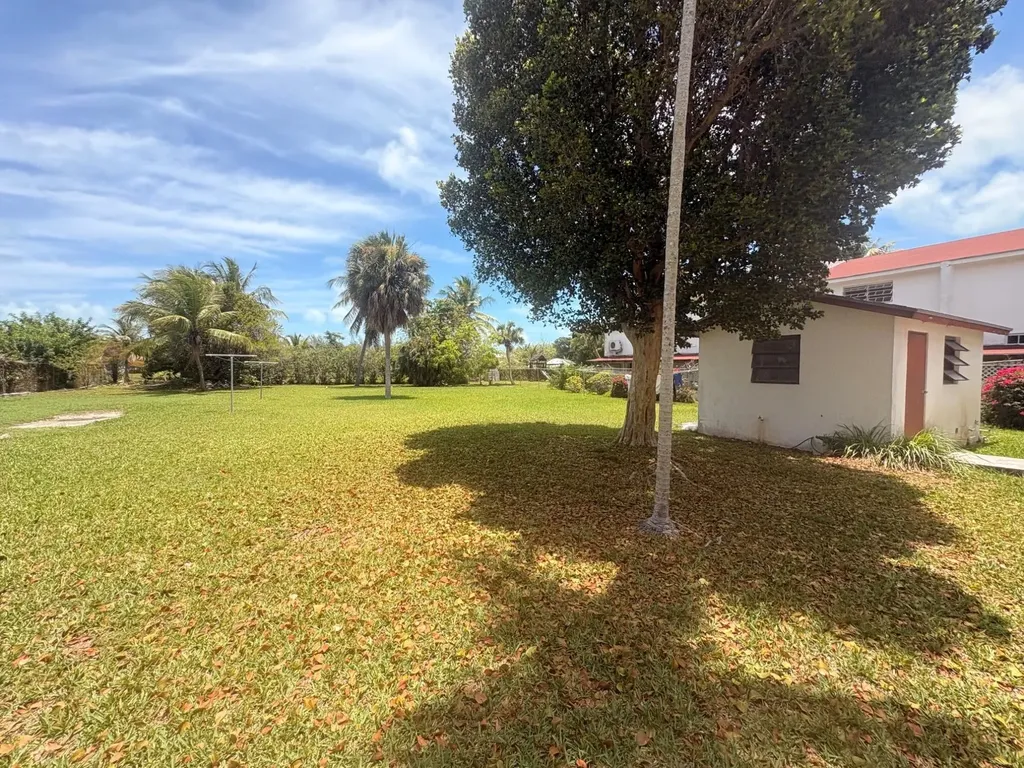 Leeward Drive Lot 4 New Providence Paradise Island BS