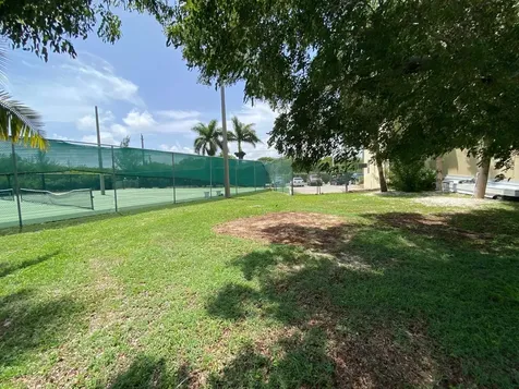 Bahama Reef Blvd, Grand Bahama Freeport BS