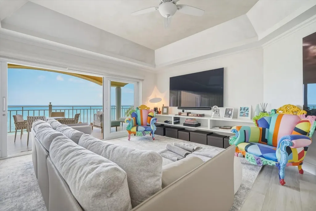 Caves Point New Providence Paradise Island BS