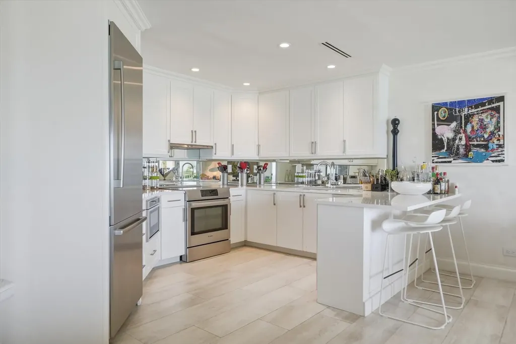 Caves Point New Providence Paradise Island BS
