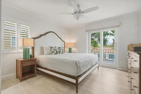 Caves Point New Providence Paradise Island BS