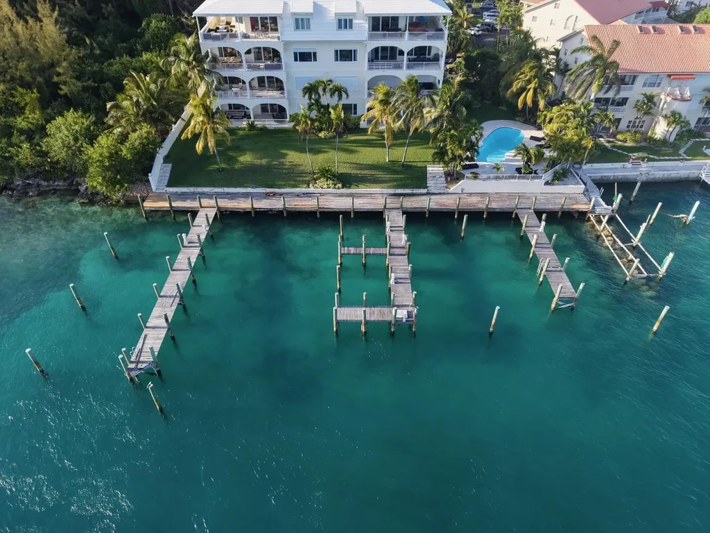 Harbour Drive New Providence Paradise Island BS