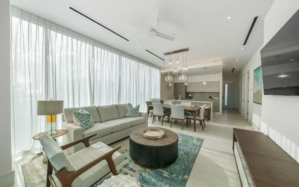 Sterling Commons New Providence Paradise Island BS