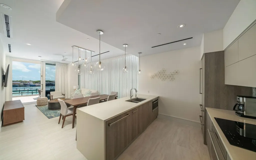 Sterling Commons New Providence Paradise Island BS