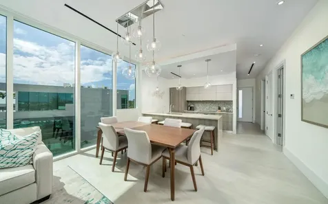 Sterling Commons New Providence Paradise Island BS