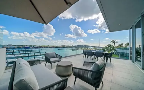 Sterling Commons New Providence Paradise Island BS