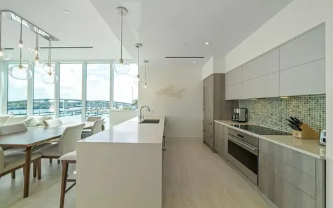 Sterling Commons New Providence Paradise Island BS