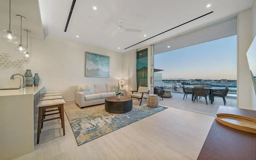 Sterling Commons New Providence Paradise Island BS