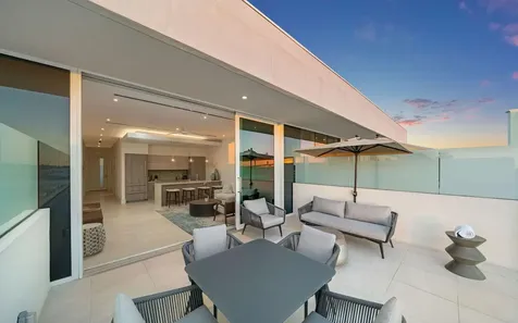 Sterling Commons New Providence Paradise Island BS