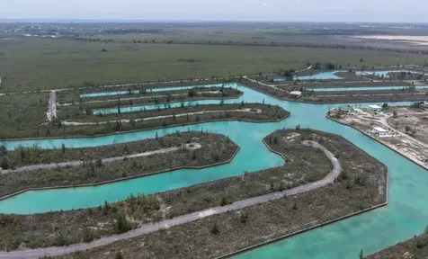 Lot 17, Shalford Road Grand Bahama Freeport BS