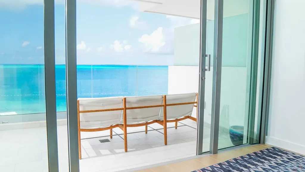 Goldwynn New Providence Paradise Island BS