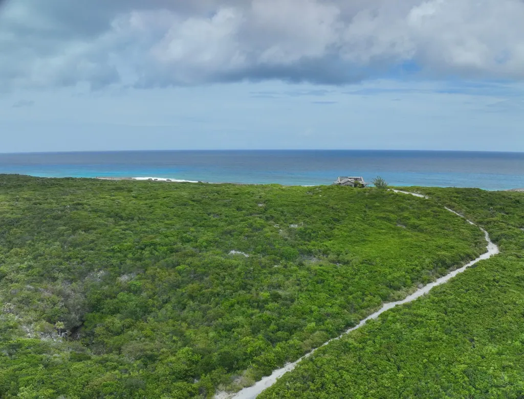 Deadmans Cay Long Island BS