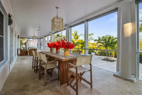 Ocean Drive New Providence Paradise Island BS