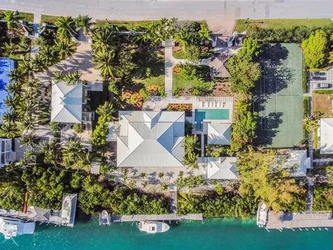 Ocean Drive New Providence Paradise Island BS