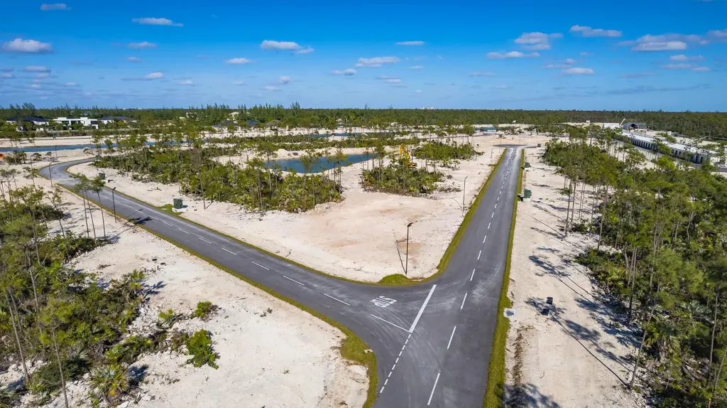 Lot 15 Windsor Lakes New Providence Paradise Island BS