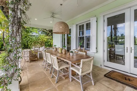 Turtle Cove Old Fort Bay New Providence Paradise Island BS
