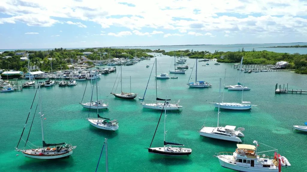 Man O War Cay - Plot 2 Abaco BS