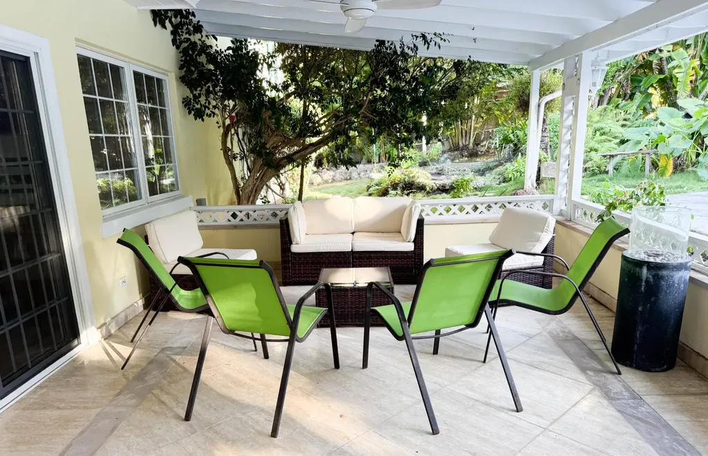 Poinciana Drive 10 New Providence Paradise Island BS