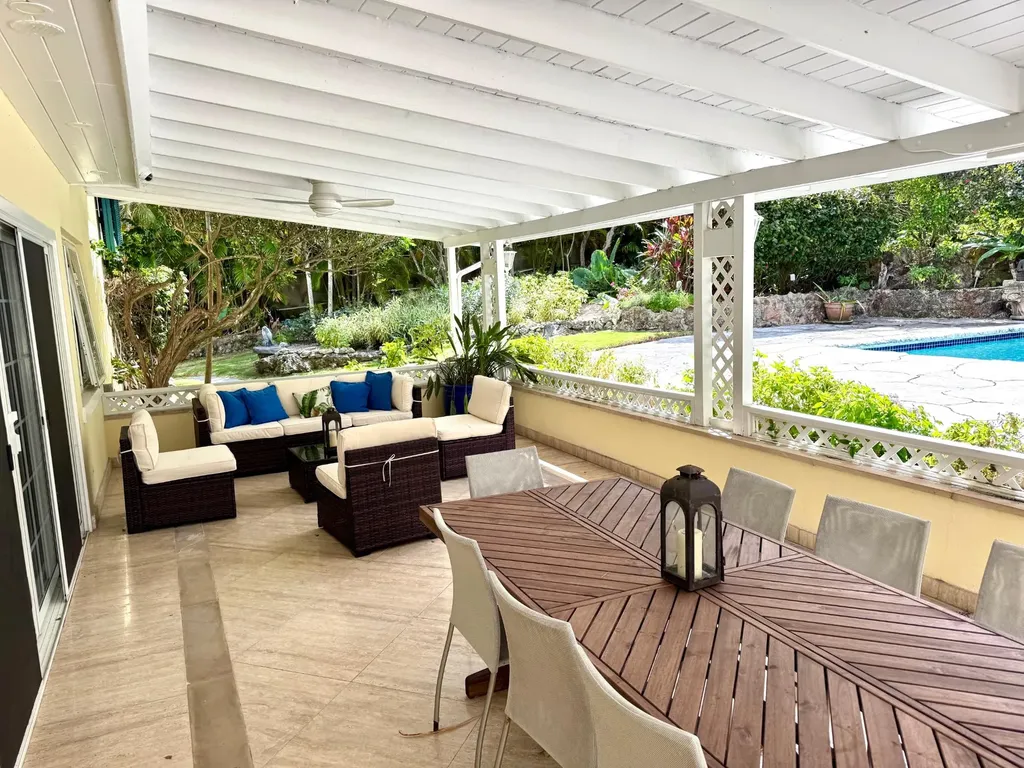 Poinciana Drive 10 New Providence Paradise Island BS