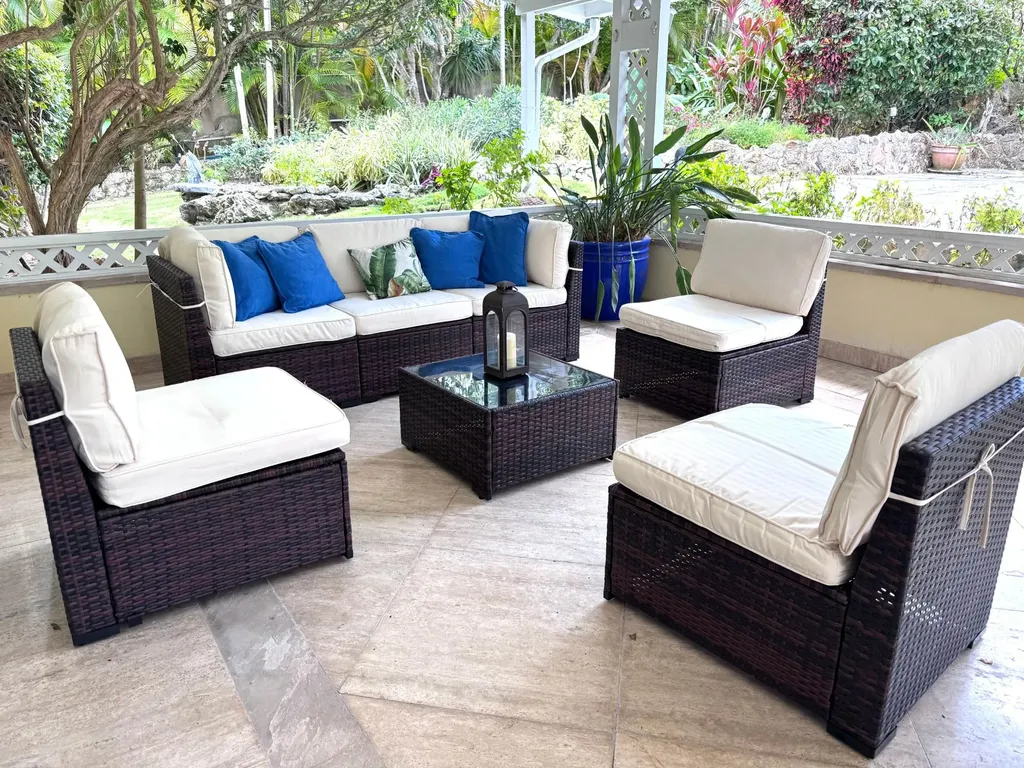 Poinciana Drive 10 New Providence Paradise Island BS