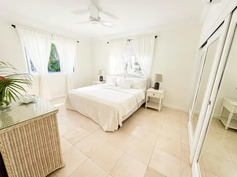 Poinciana Drive 10 New Providence Paradise Island BS