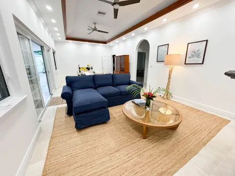 Poinciana Drive 10 New Providence Paradise Island BS
