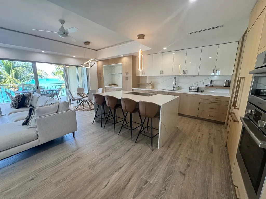 Caves Point, West Bay Street New Providence Paradise Island BS