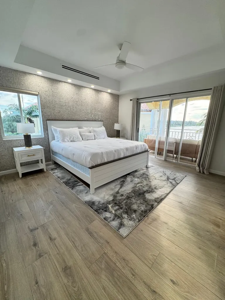 Caves Point, West Bay Street New Providence Paradise Island BS