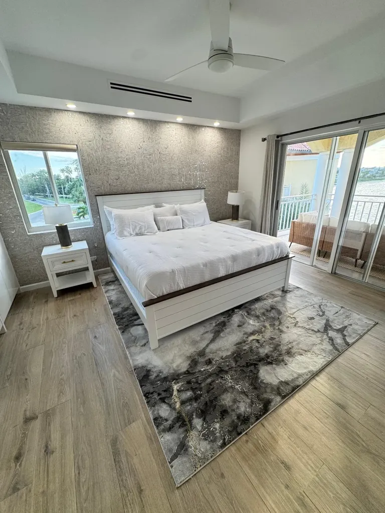 Caves Point, West Bay Street New Providence Paradise Island BS