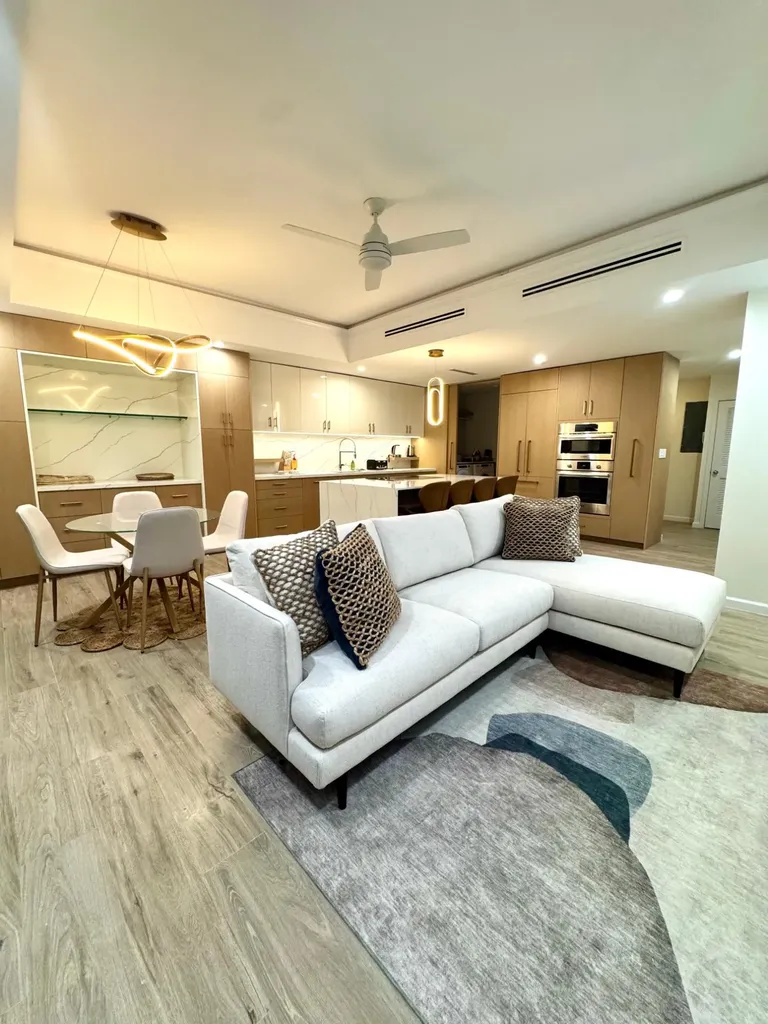 Caves Point, West Bay Street New Providence Paradise Island BS