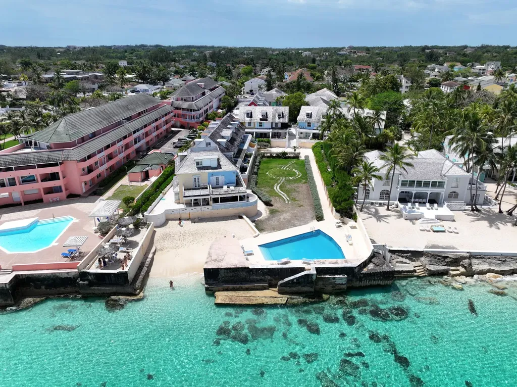New Providence Paradise Island BS, Harbour Mews, Unit 11