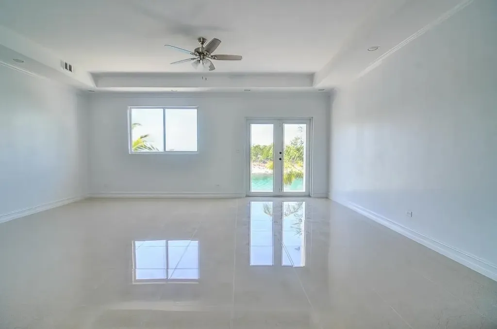 Venice Bay Boulevard New Providence Paradise Island BS