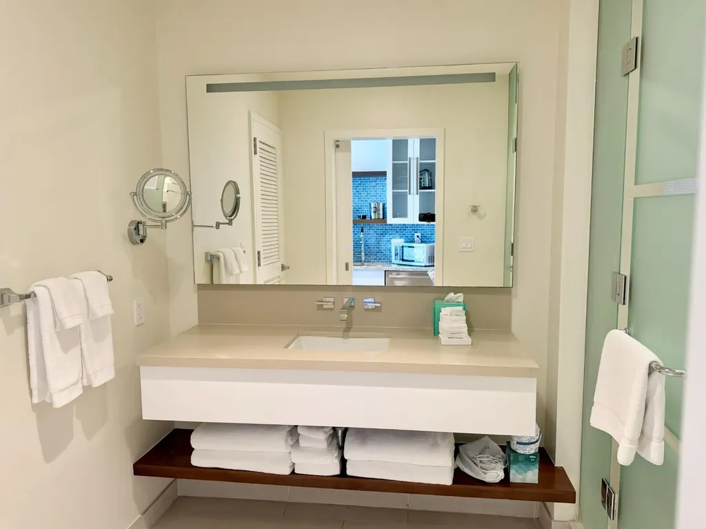 One Particular Harbour New Providence Paradise Island BS