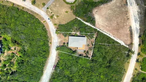 Rhumball, Lot 390 Abaco BS