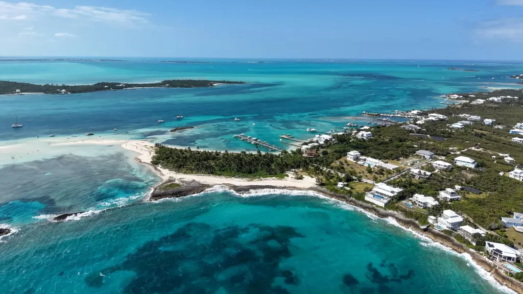 Coconut Grove Estate Abaco BS