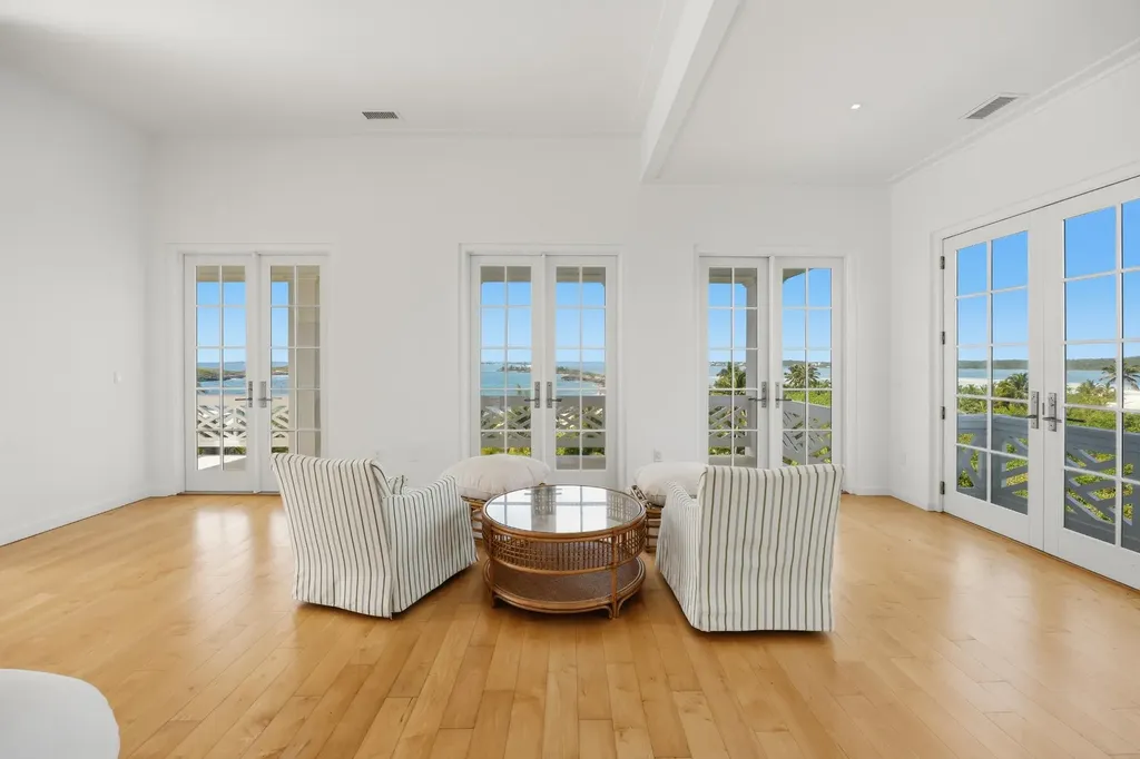 Coconut Grove Estate Abaco BS