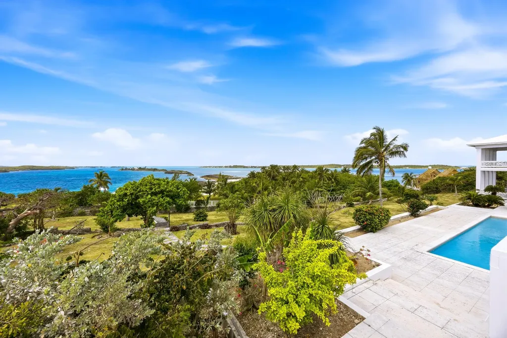 Coconut Grove Estate Abaco BS
