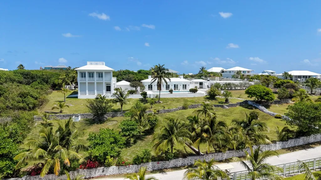 Coconut Grove Estate Abaco BS