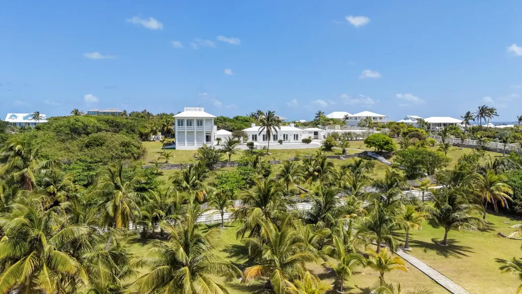 Coconut Grove Estate Abaco BS