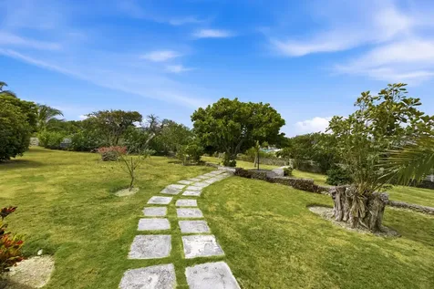 Coconut Grove Estate Abaco BS