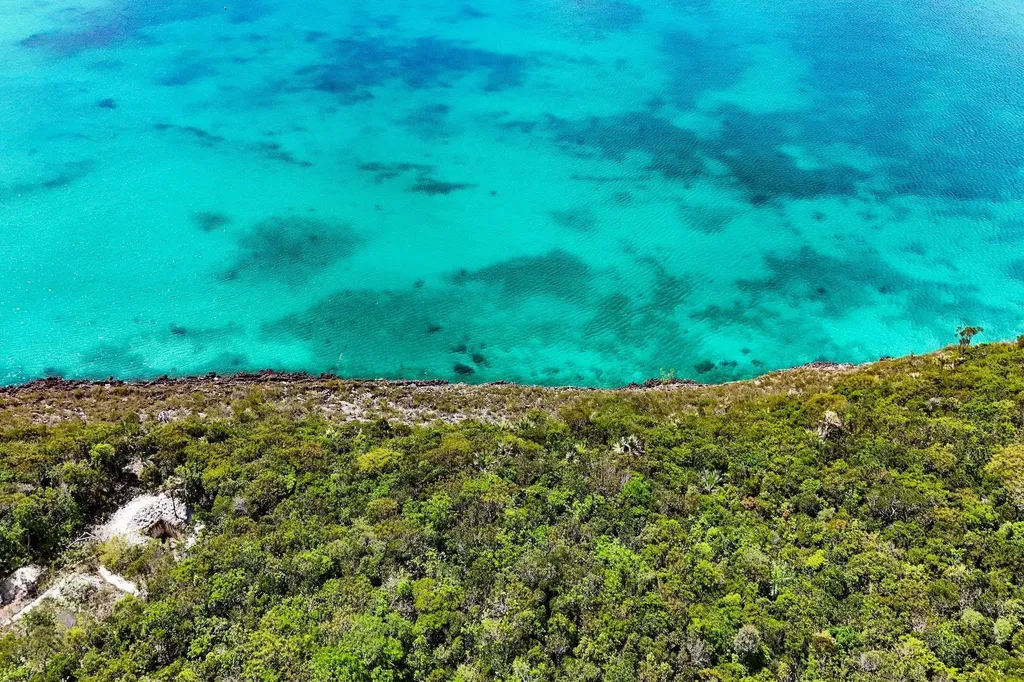 Lot 10 Little Bay Eleuthera BS