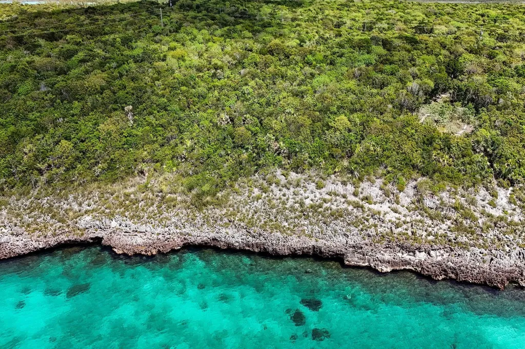 Lot 10 Little Bay Eleuthera BS