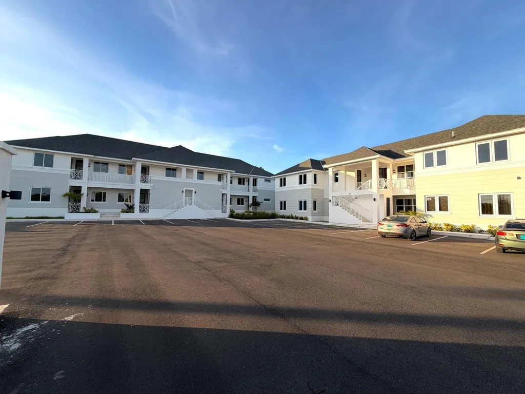 Golden Isle New Providence Paradise Island BS